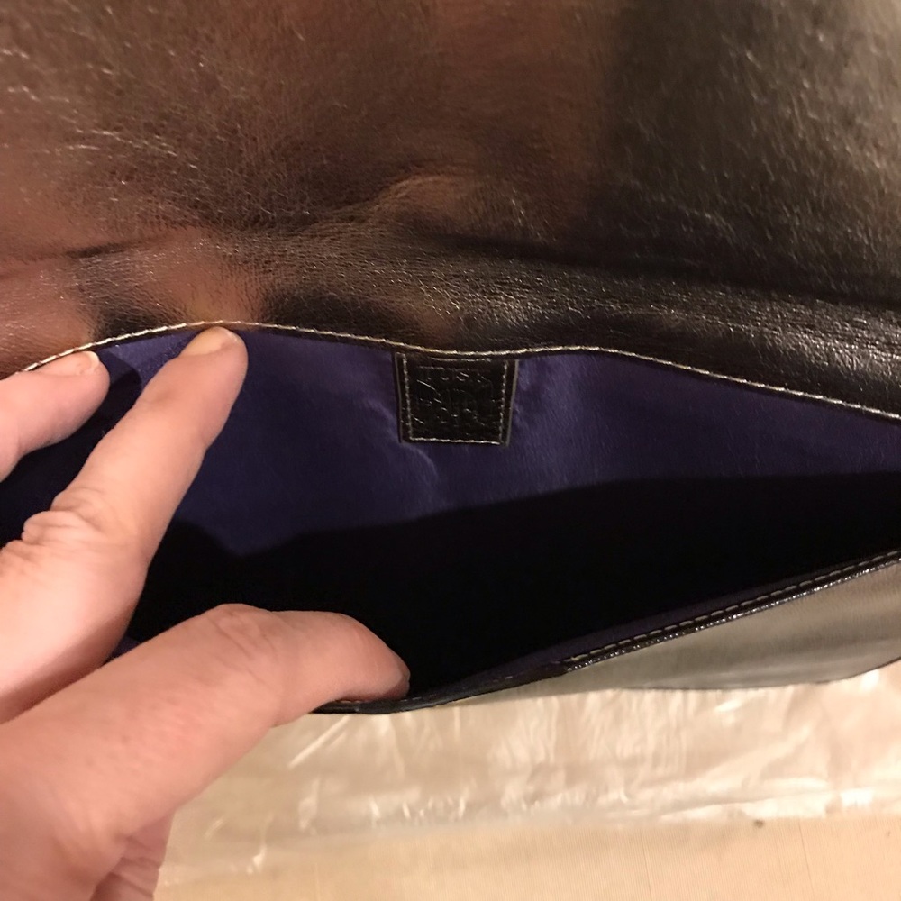 Vintage 1990’s Tusk black patent leather extra flat clutch. NWOT. Pristine. - Picture 4 of 6